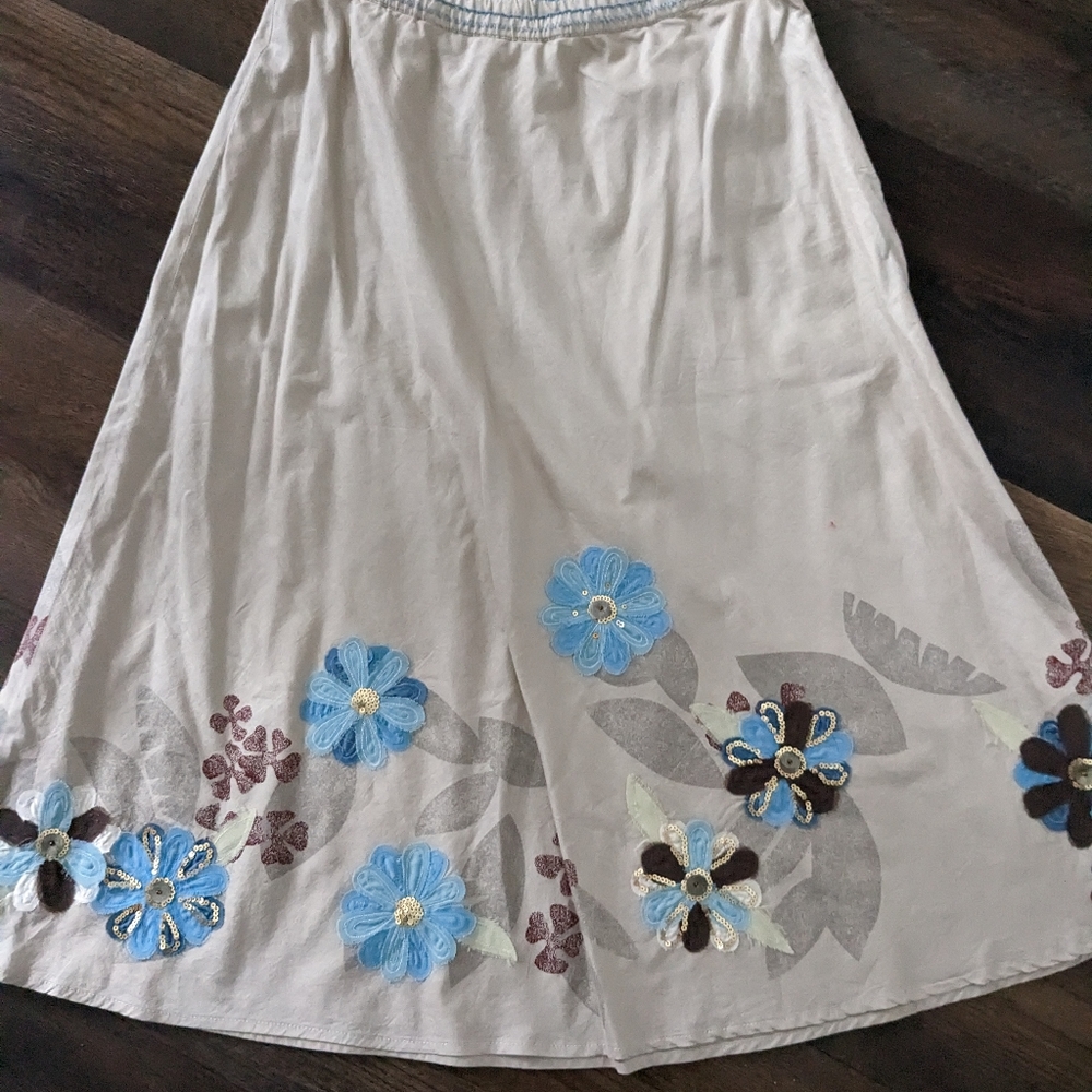 J Jill boho long skirt size xsmall embroidered flowers